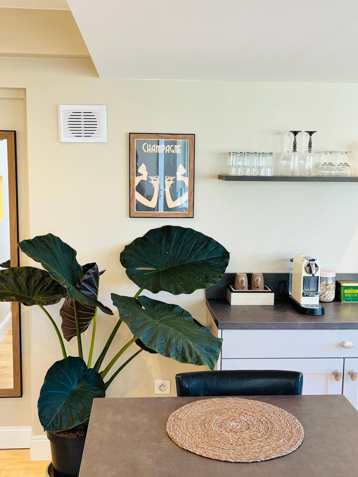 Les Grands Jardins Lodge Ζιβερνί Εξωτερικό φωτογραφία